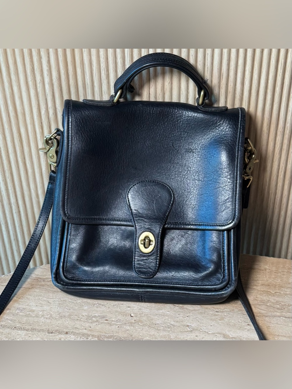 Coach - Vintage 5130 Station Bag Leather Crossbody Purse - Picture 3 of 9